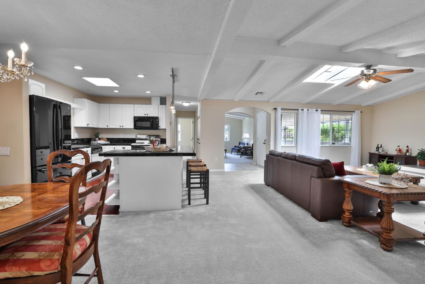 816 Villa Teresa WAY 816