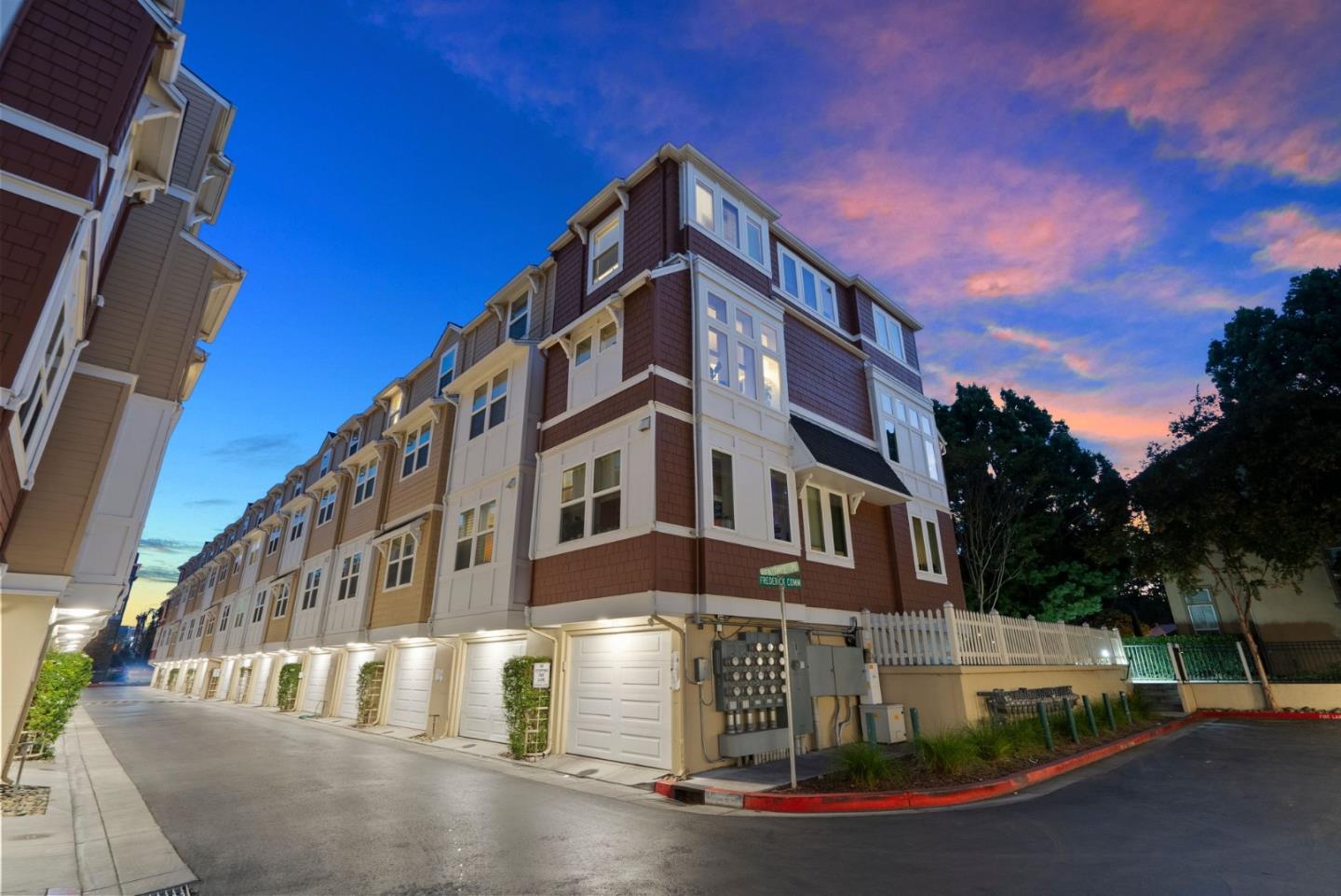 235 Kentdale PL