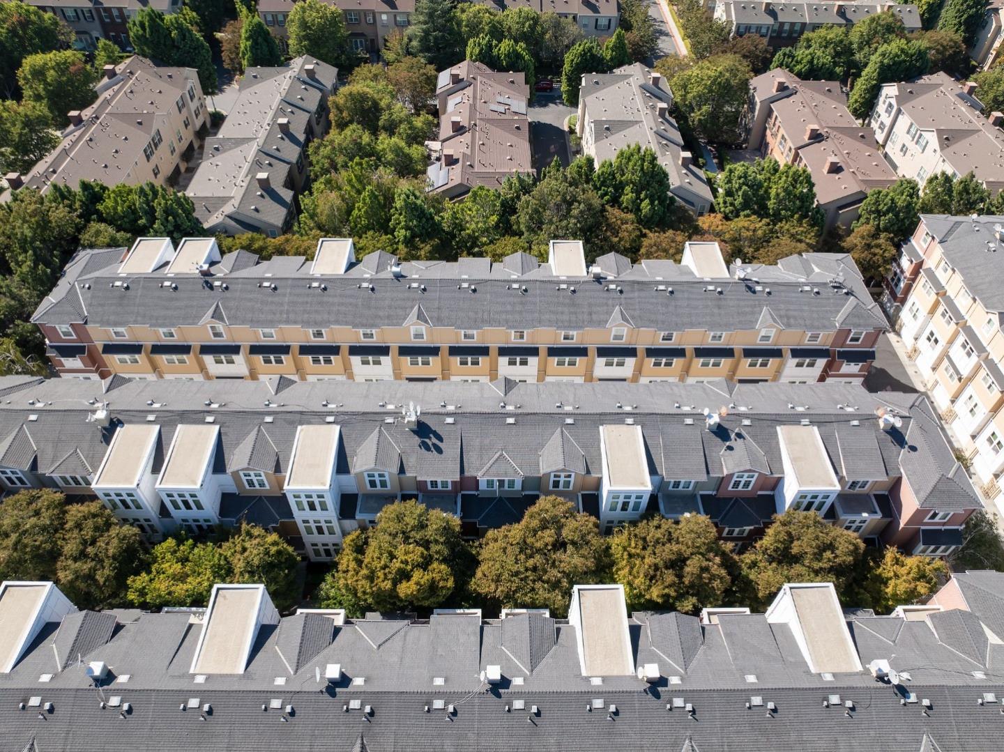 235 Kentdale PL