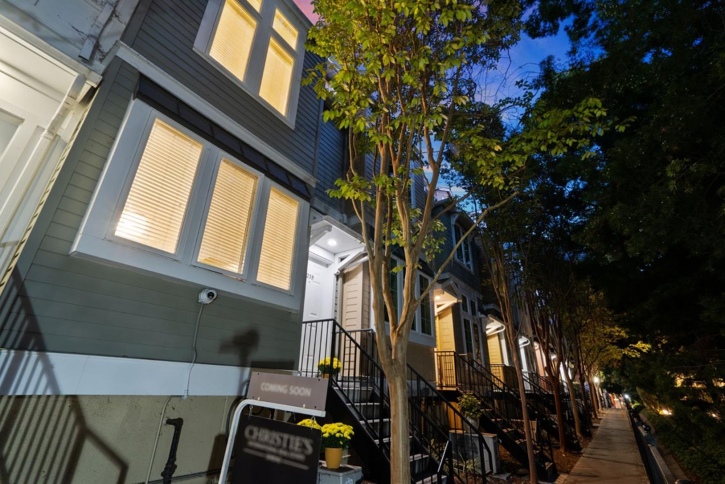 235 Kentdale PL