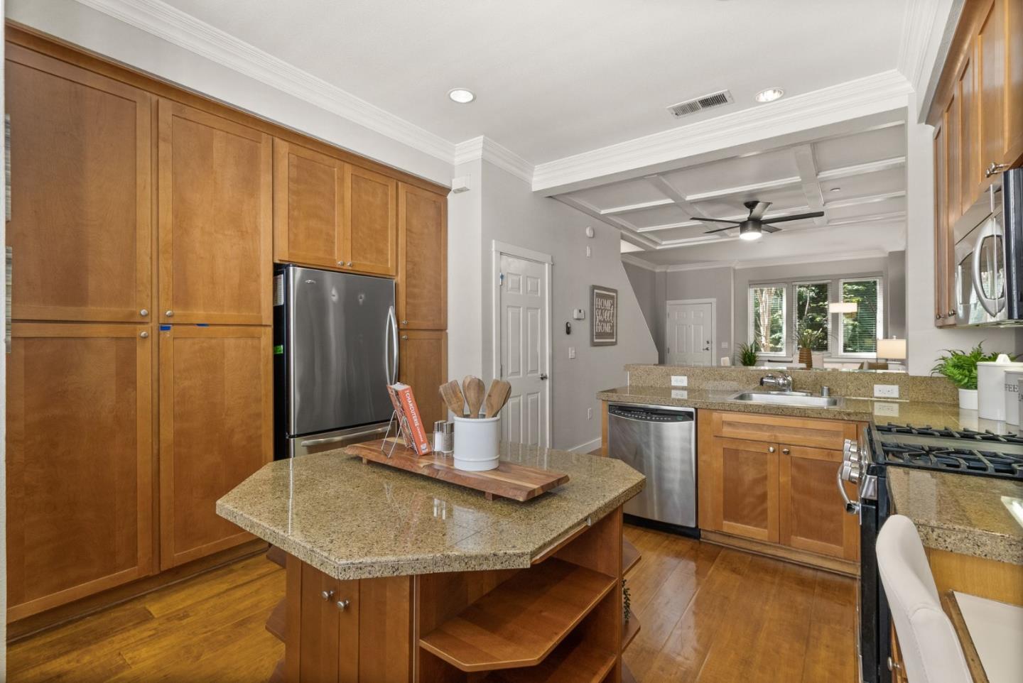 235 Kentdale PL