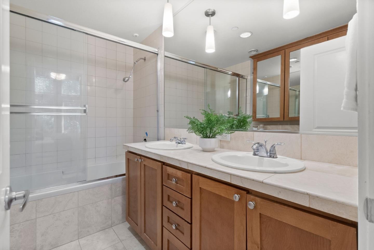 235 Kentdale PL
