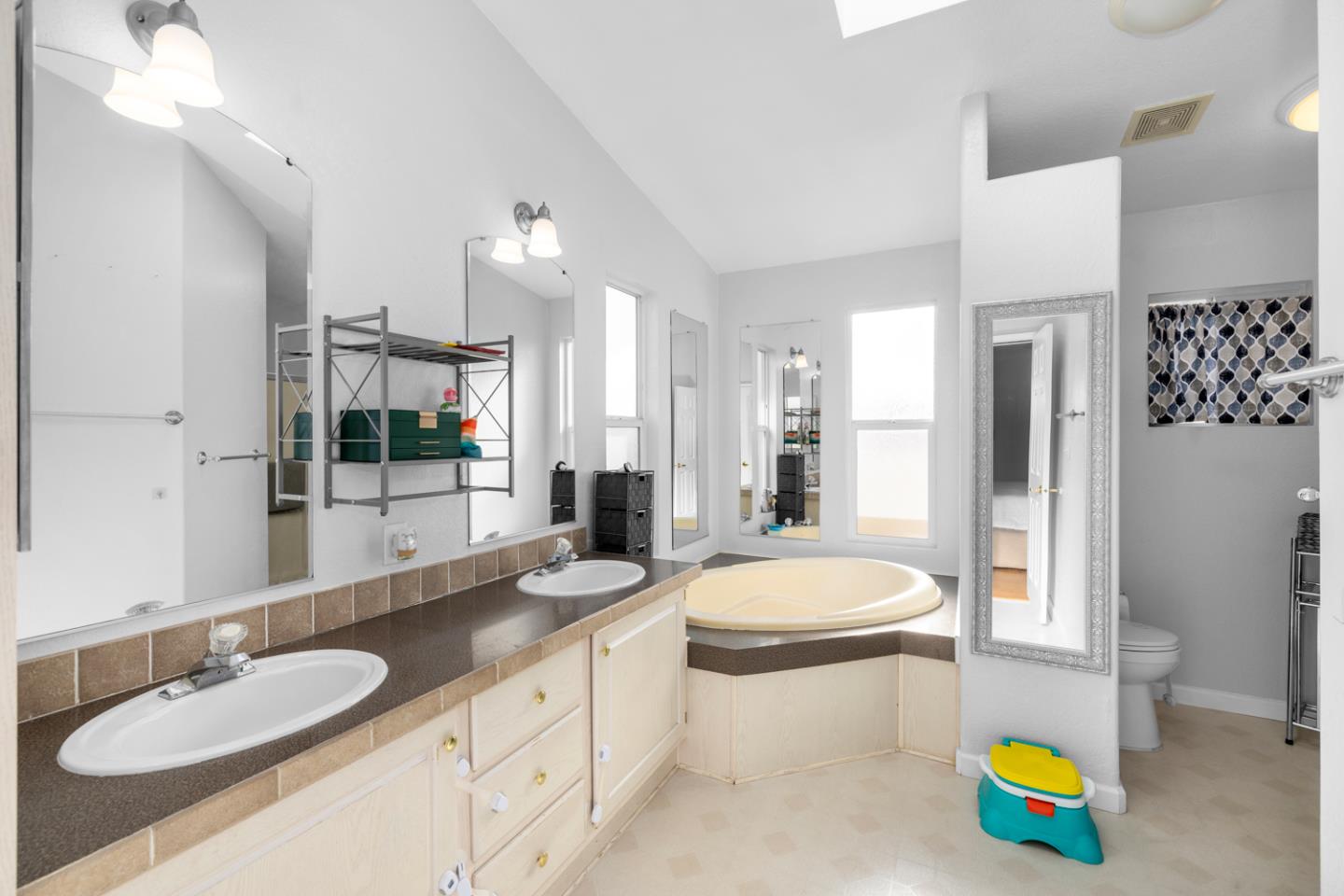 5770 Winfield BLVD 148