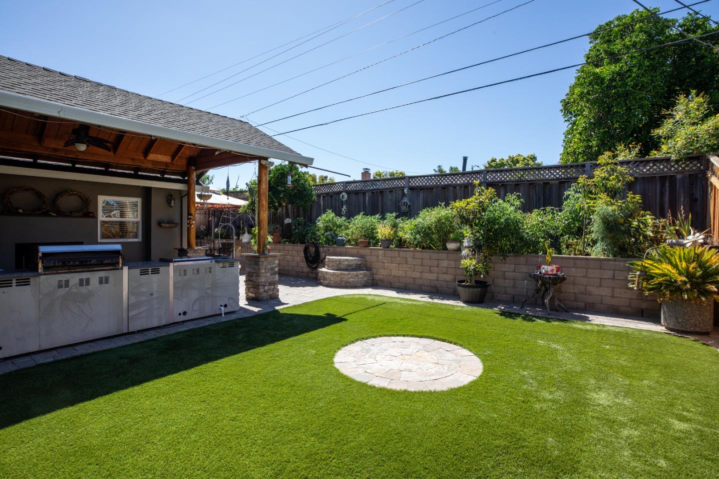 1389 Blossom Hill RD