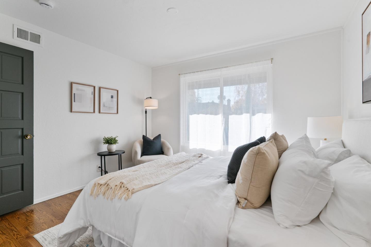 2227 Westmoreland DR