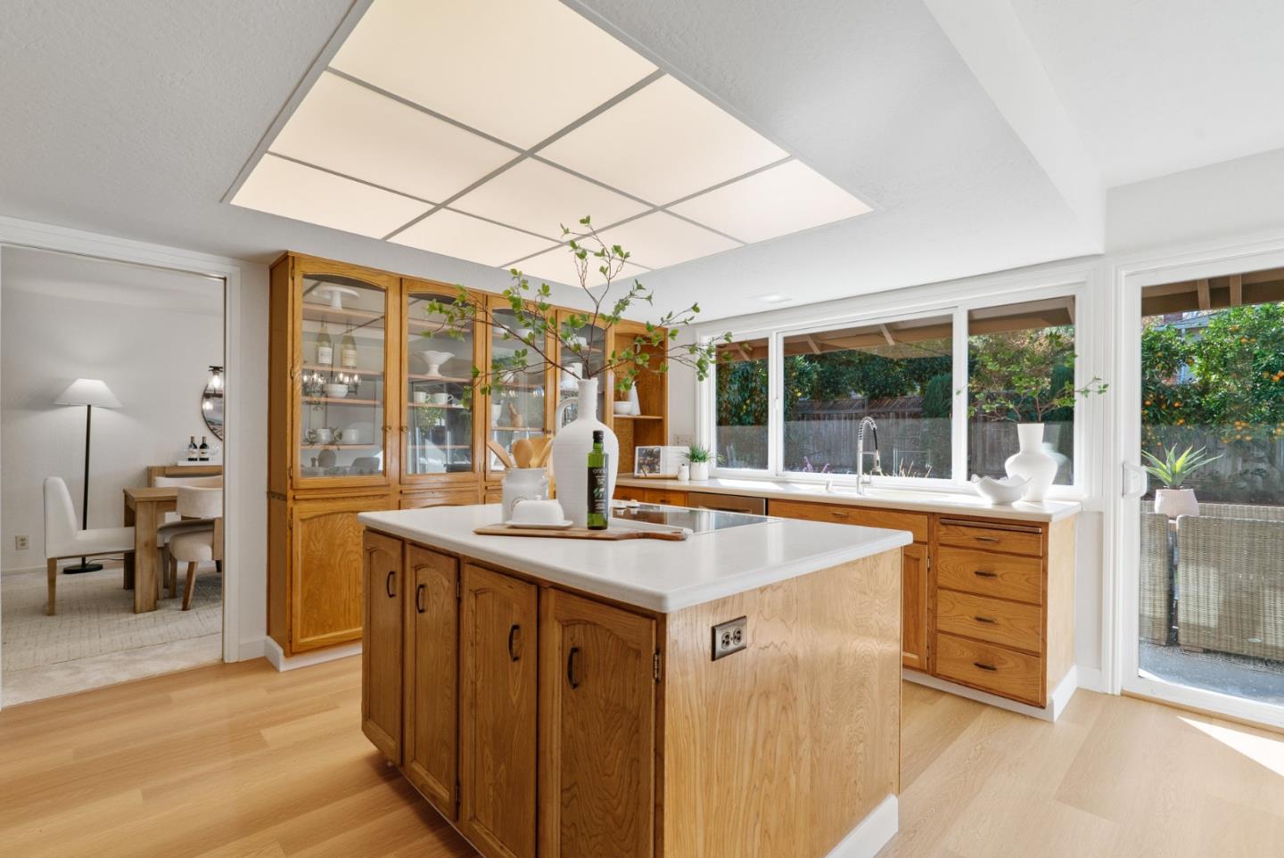 2227 Westmoreland DR