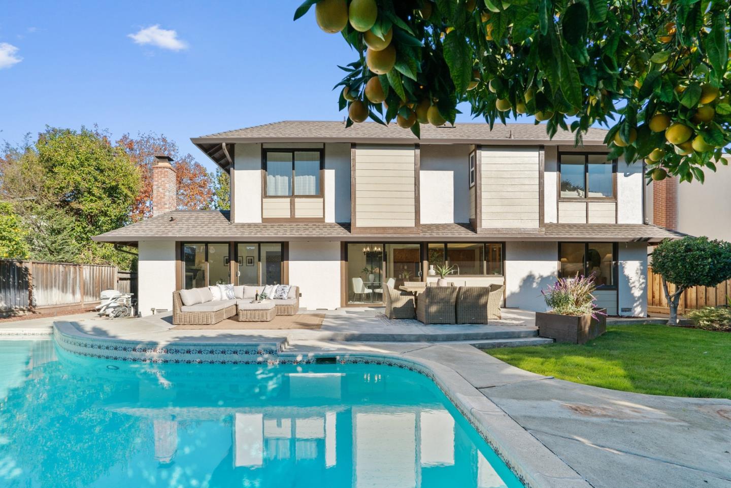 2227 Westmoreland DR