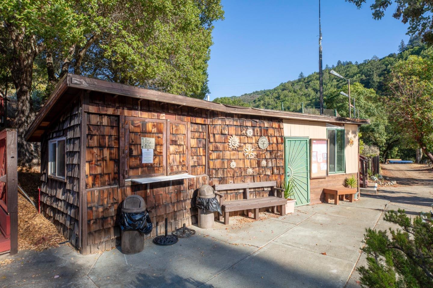 20600 Aldercroft HTS