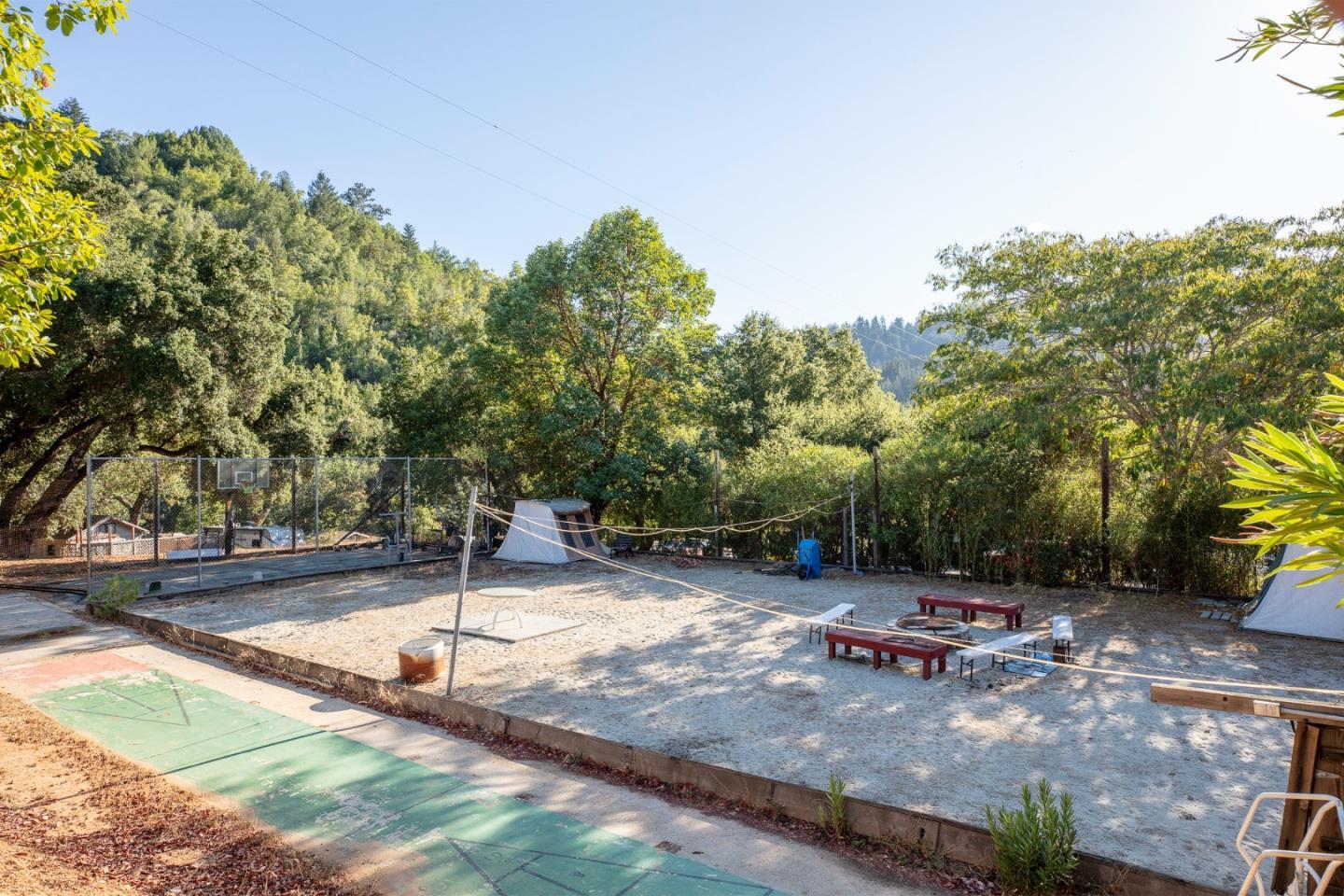 20600 Aldercroft HTS