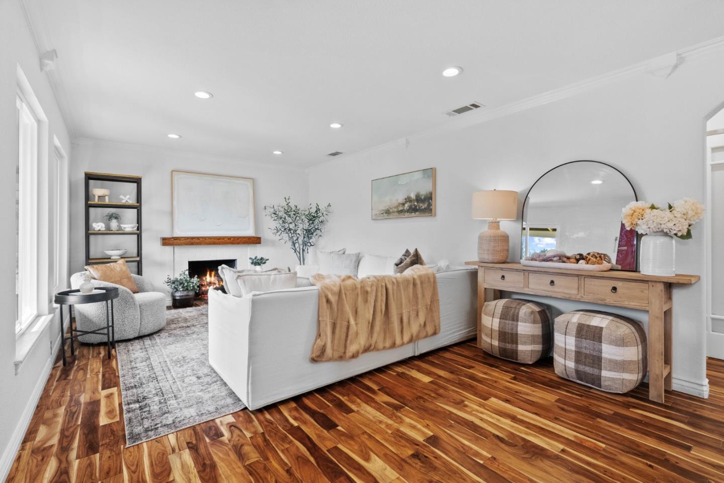 2423 Fernwood AVE
