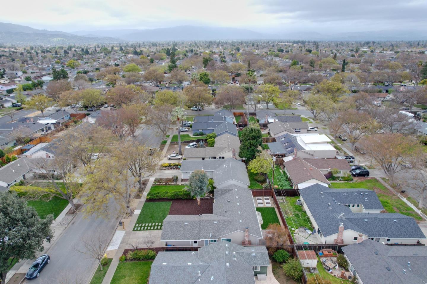 1535 Willowgate DR