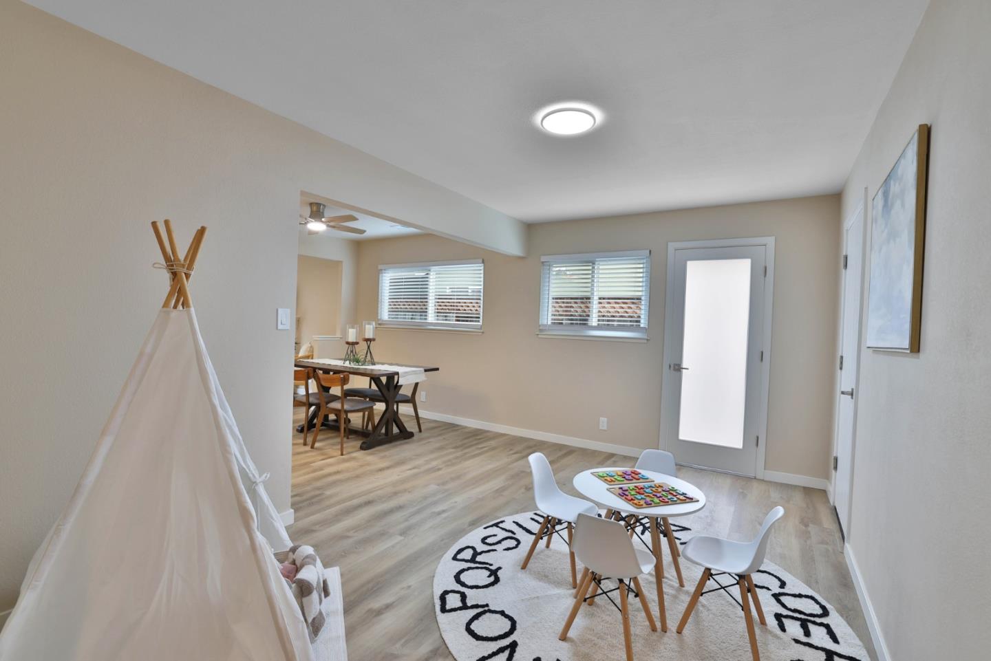 1535 Willowgate DR