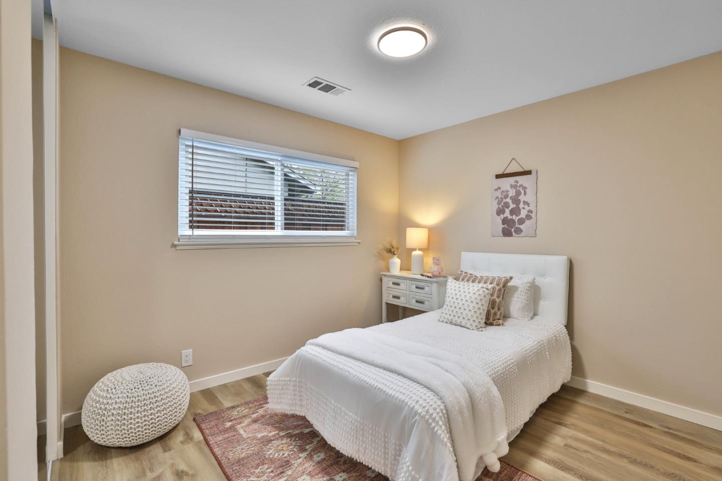 1535 Willowgate DR