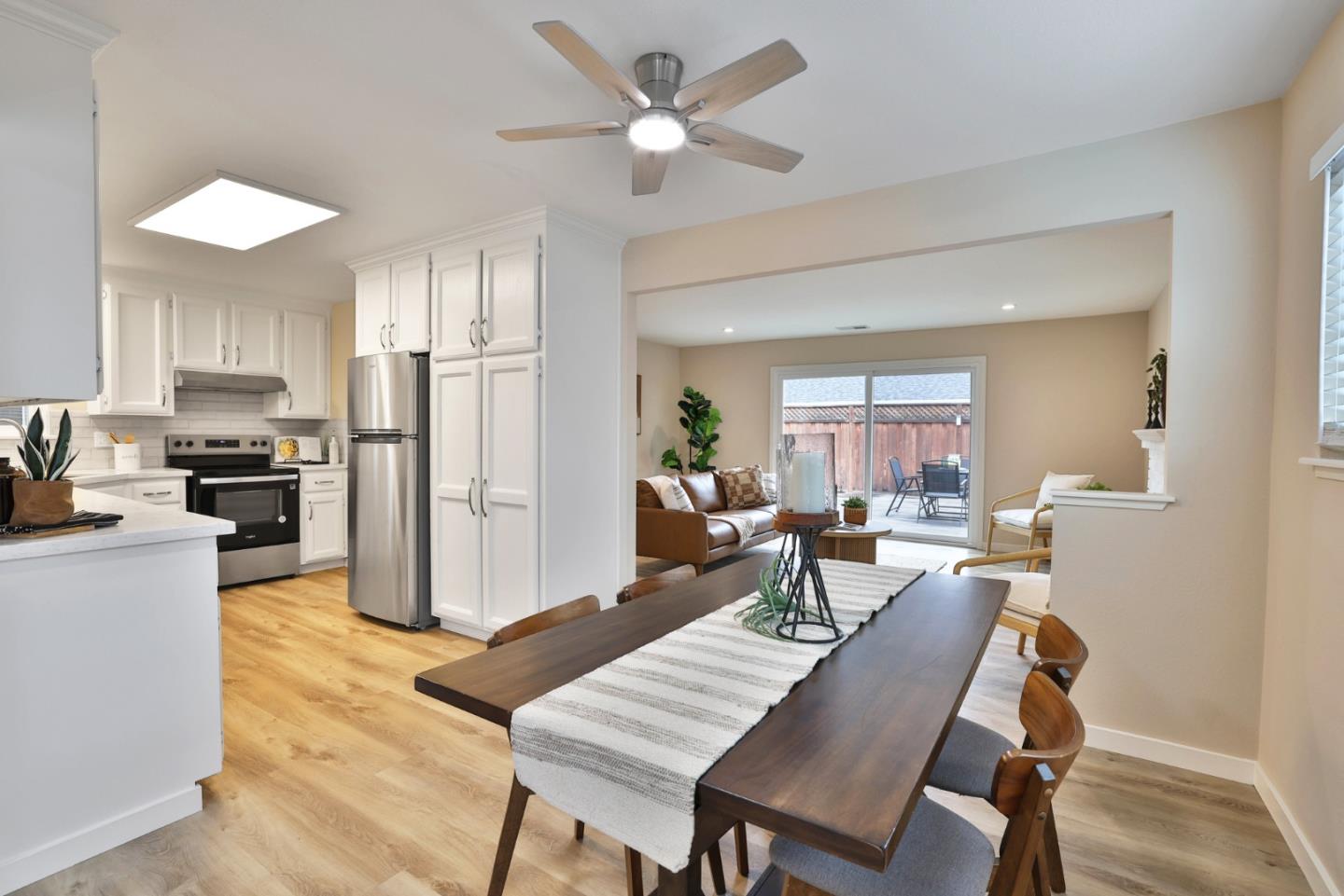 1535 Willowgate DR