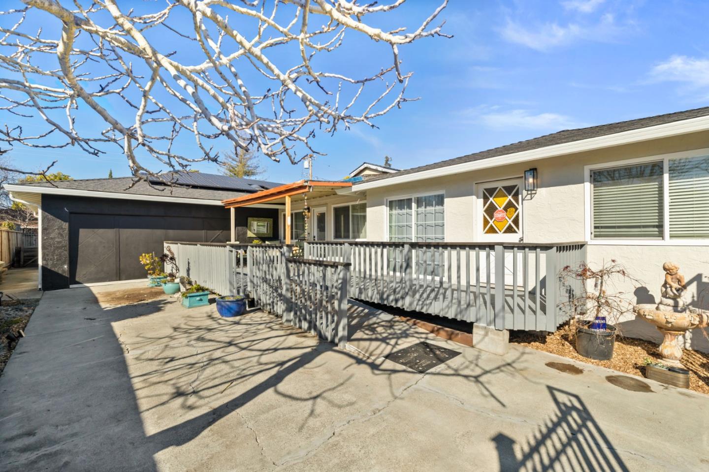 1701 Foxworthy AVE