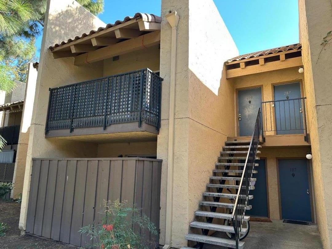 247 N Capitol AVE 286