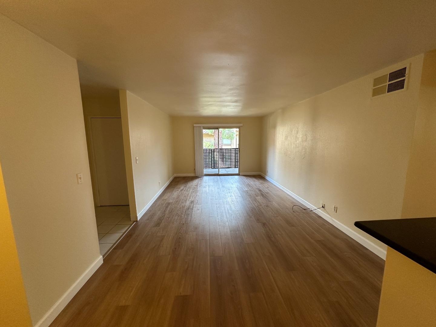 247 N Capitol AVE 286