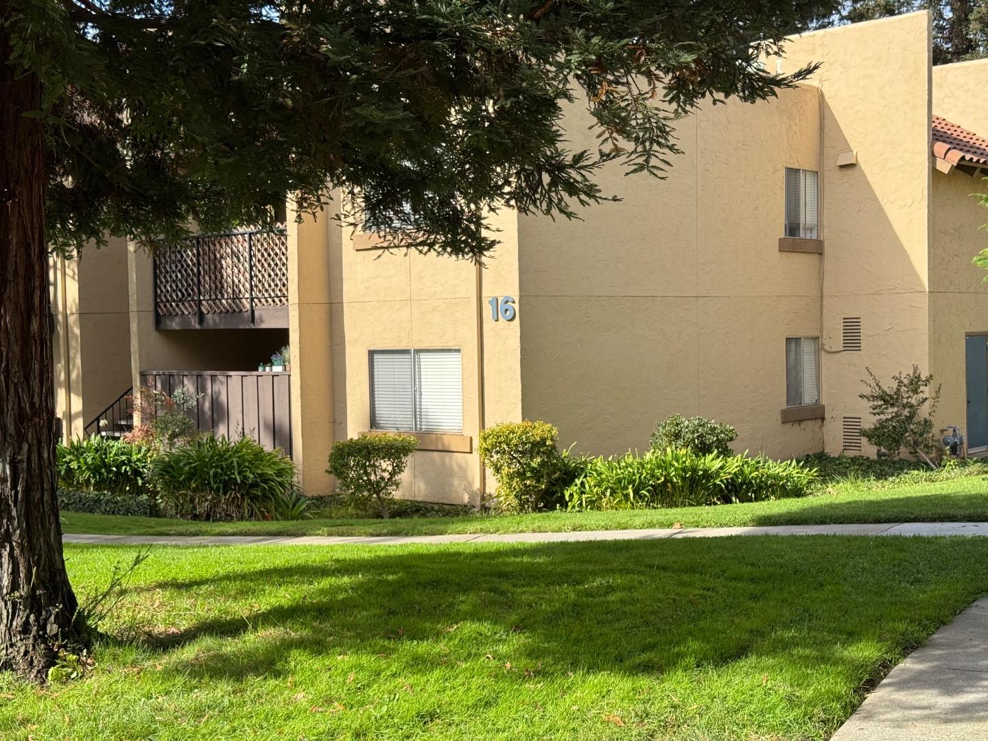 247 N Capitol AVE 286