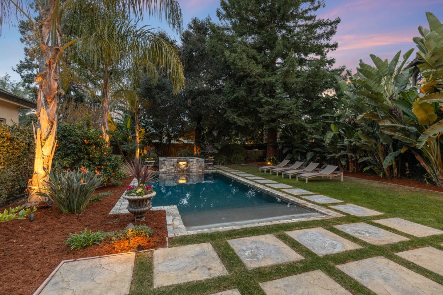 1178 Nevada AVE