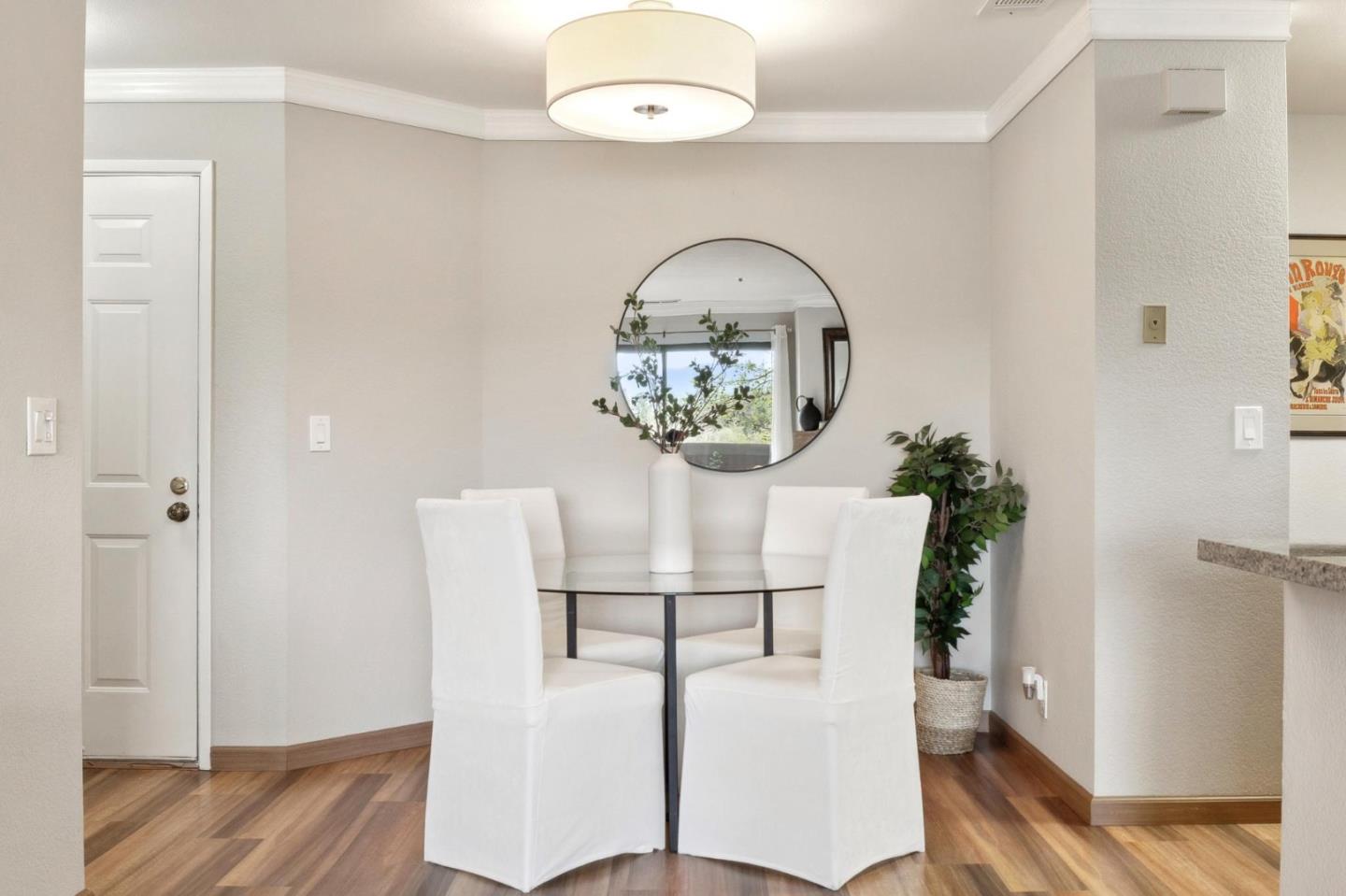 1120 La Terrace CIR