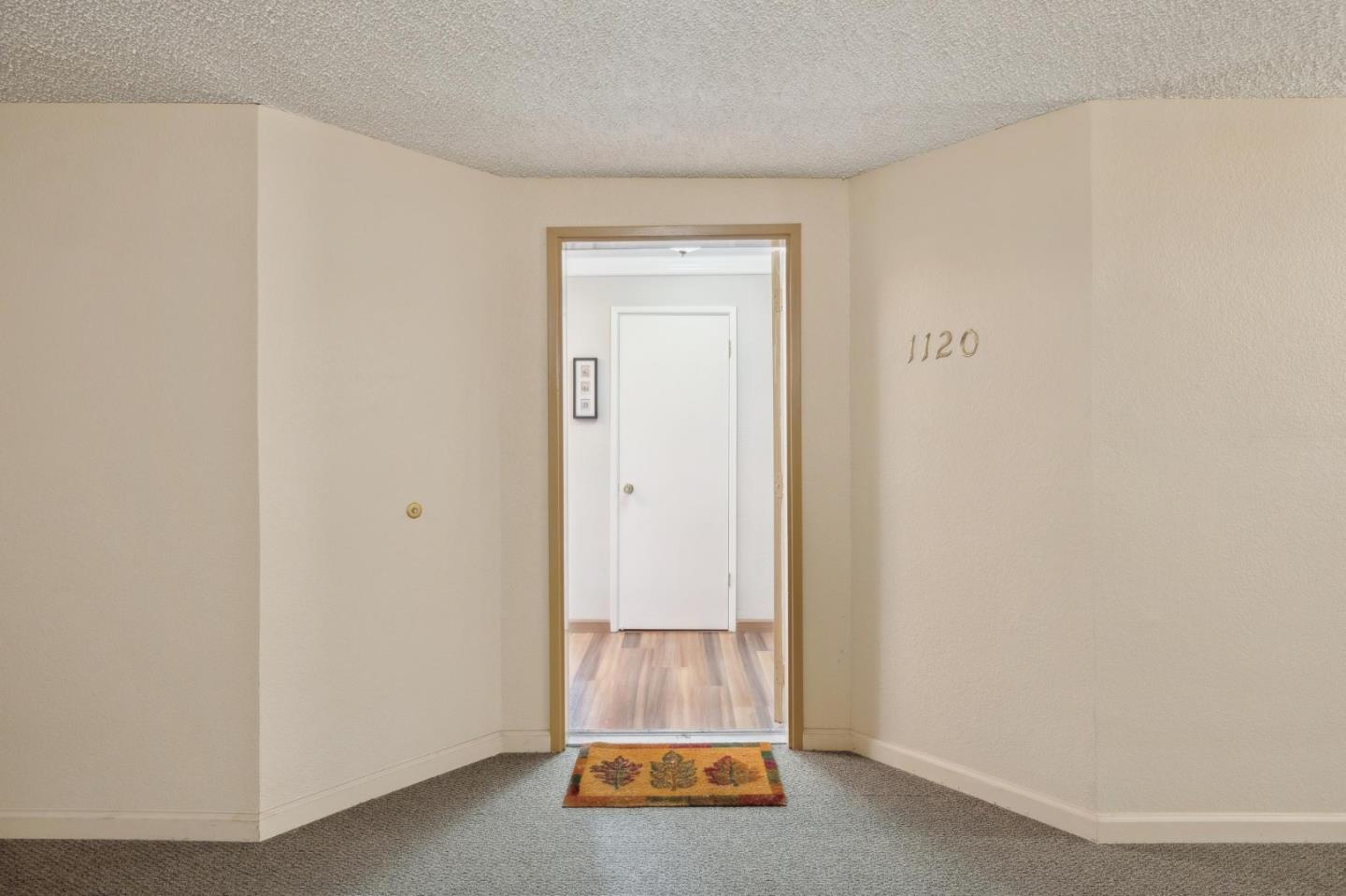 1120 La Terrace CIR