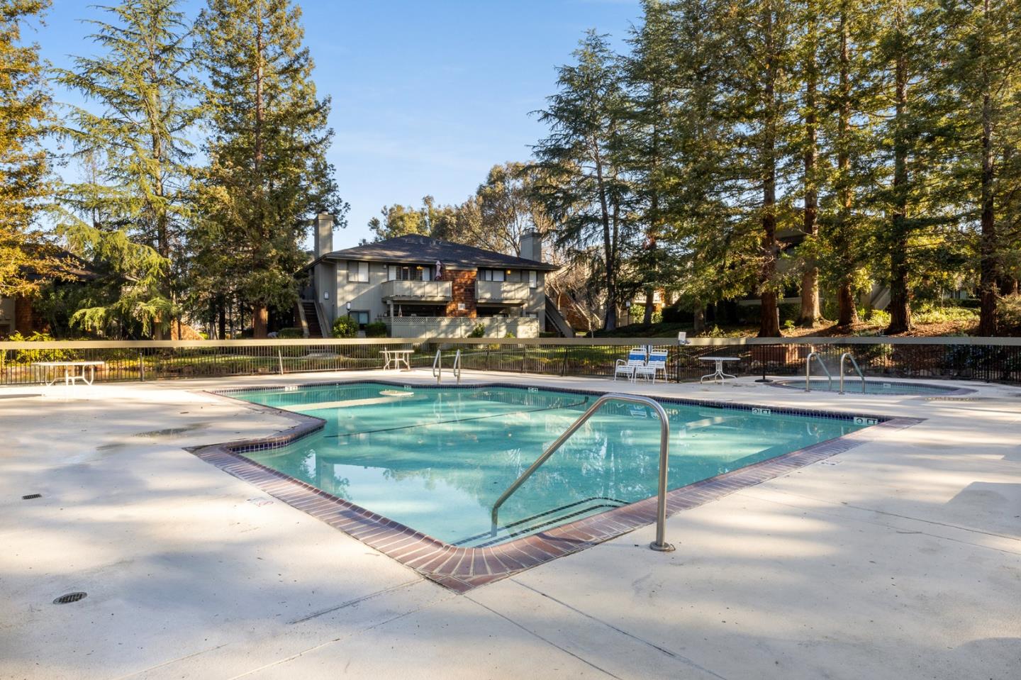 1120 La Terrace CIR