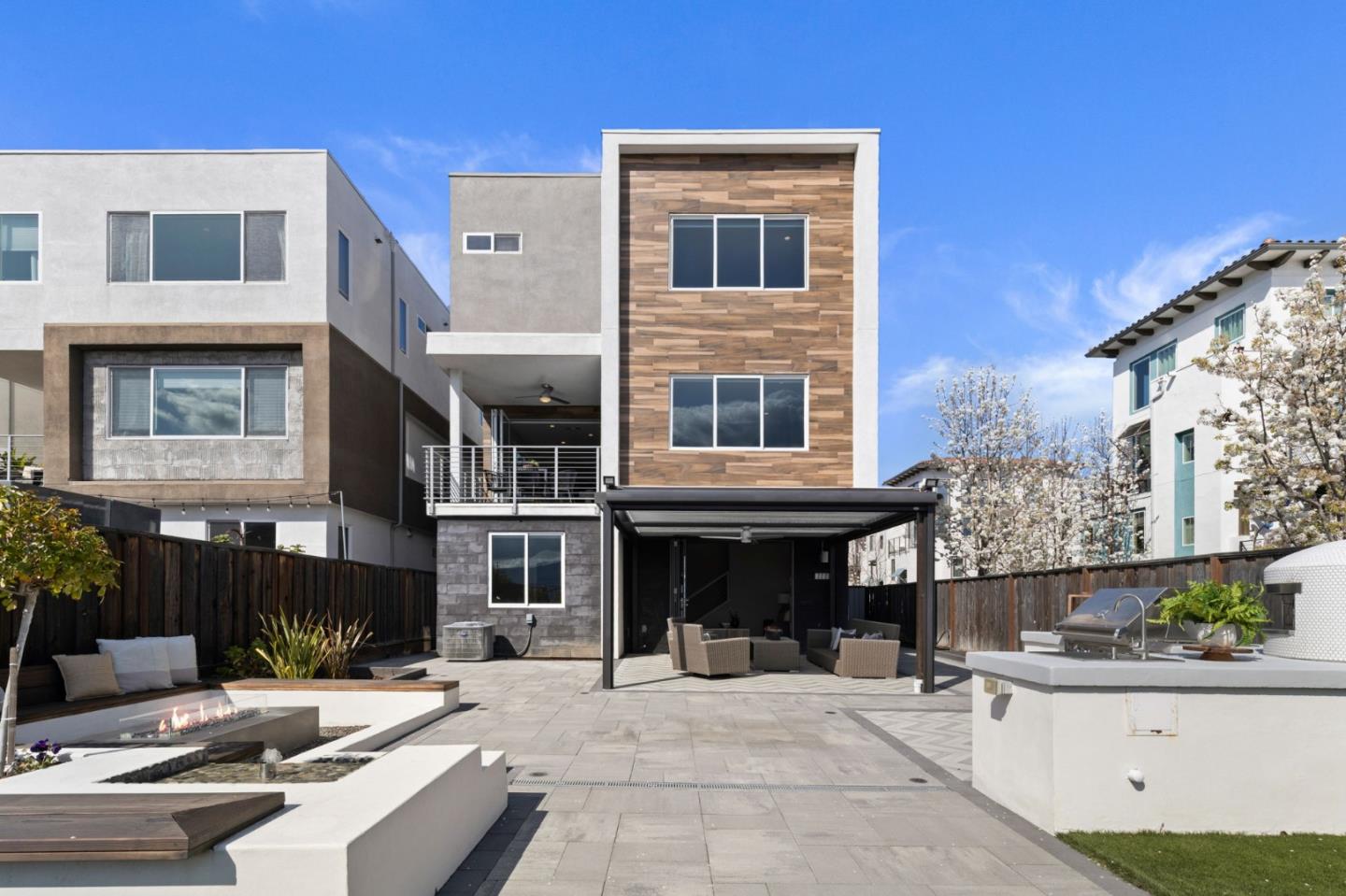 222 WILLIAM MANLY ST