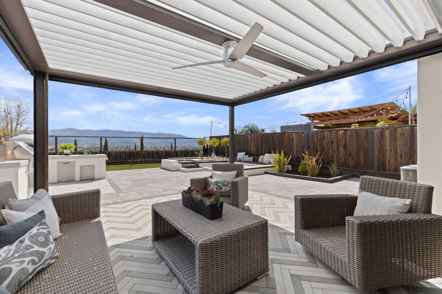 222 WILLIAM MANLY ST