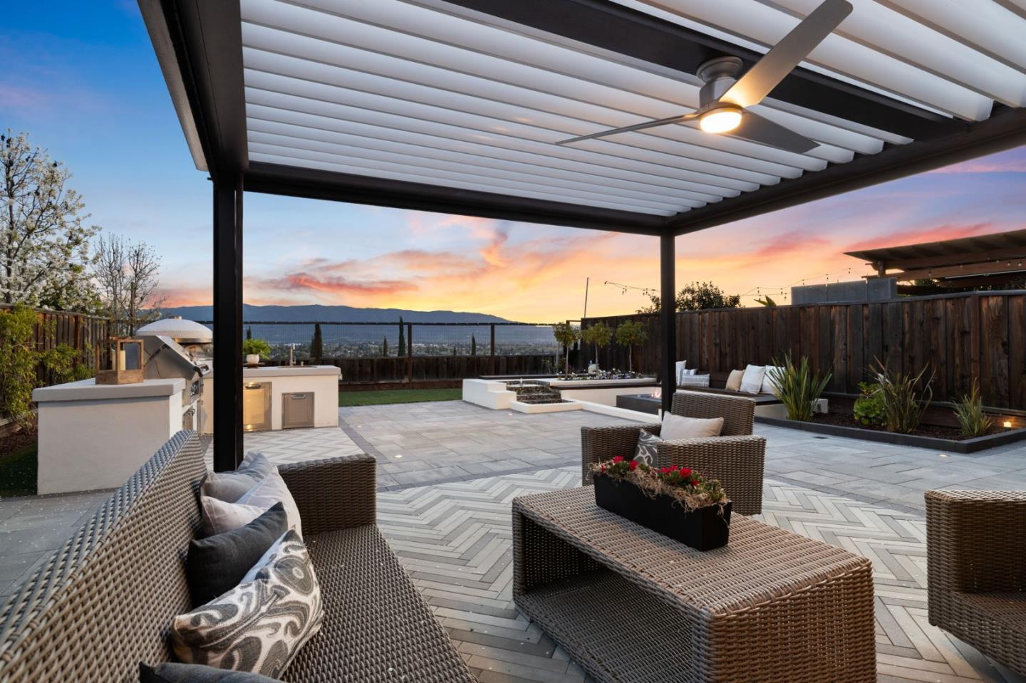 222 WILLIAM MANLY ST