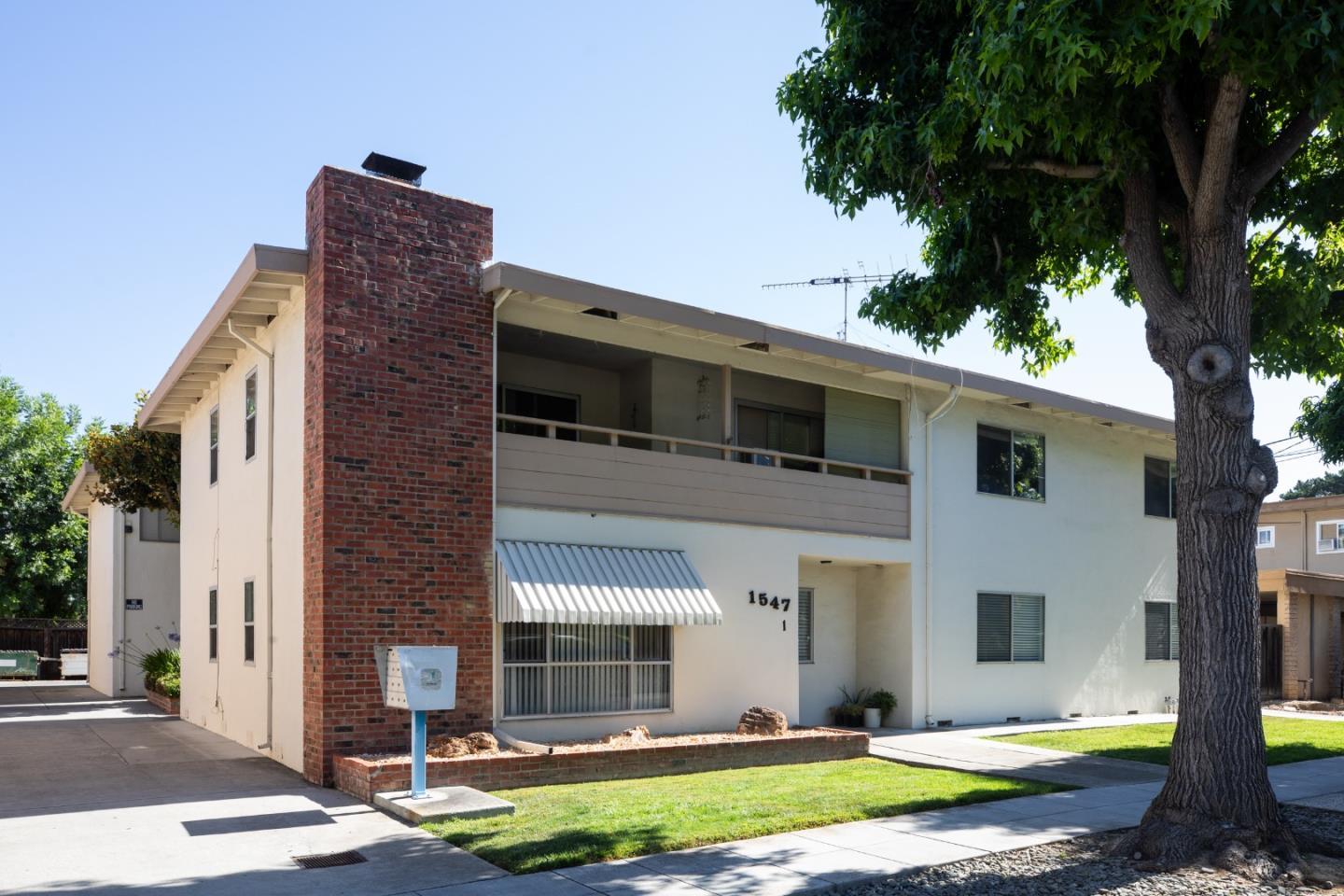 1547 Alta Glen DR