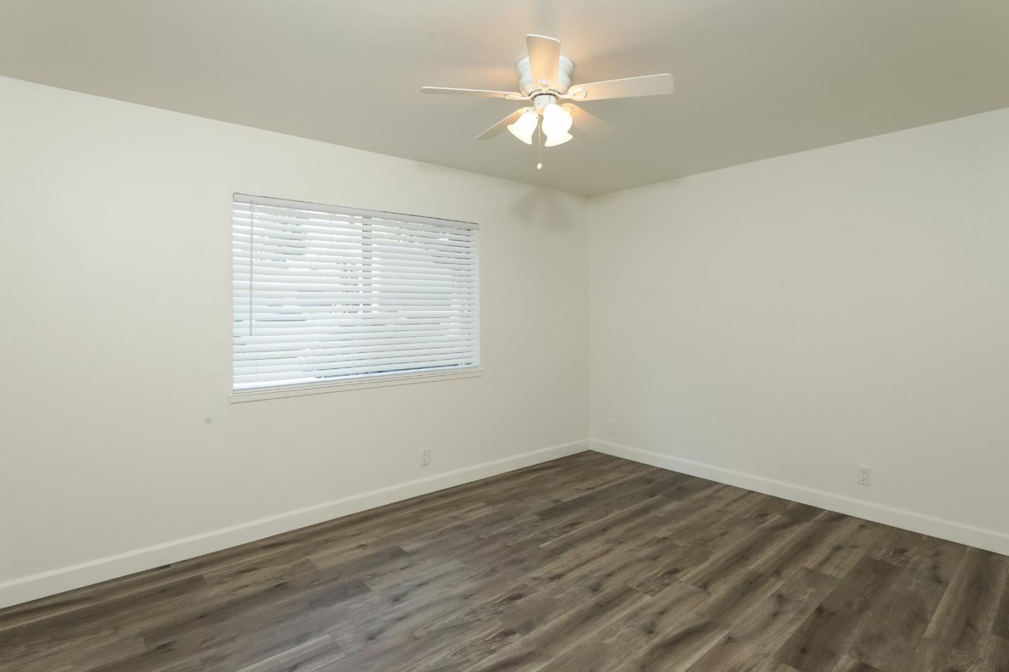1547 Alta Glen DR