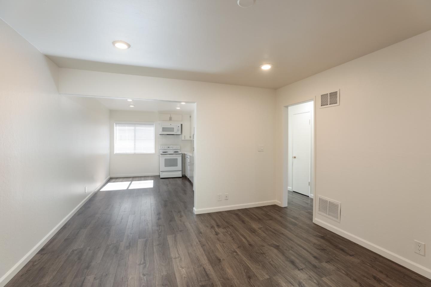 1547 Alta Glen DR