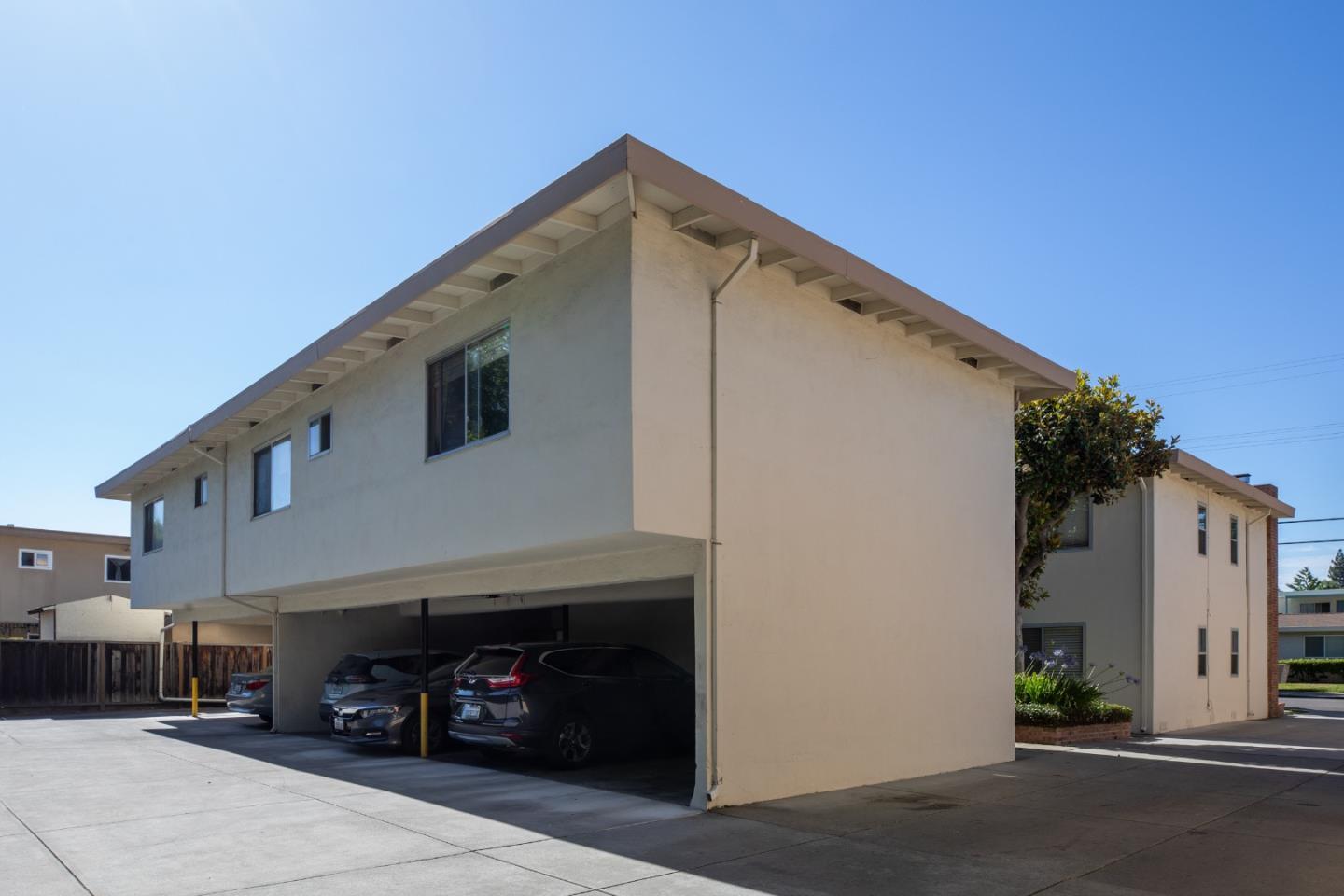 1547 Alta Glen DR