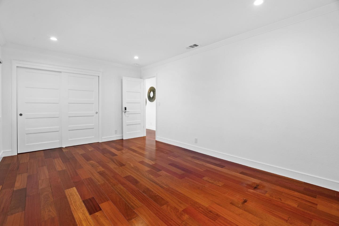 2680 Flint AVE