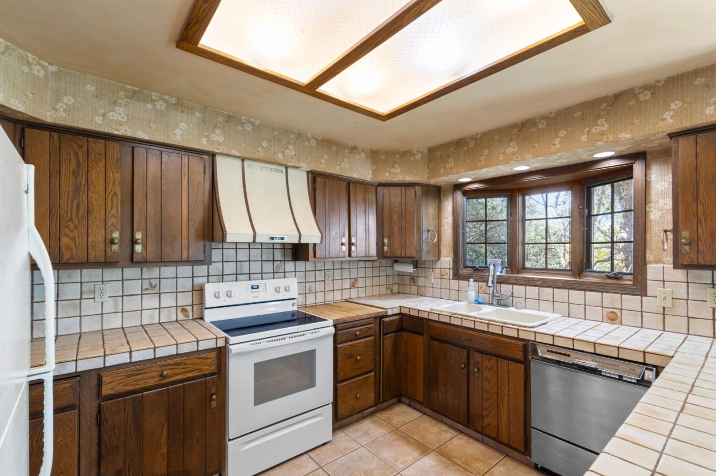 12095 Mount Hamilton RD