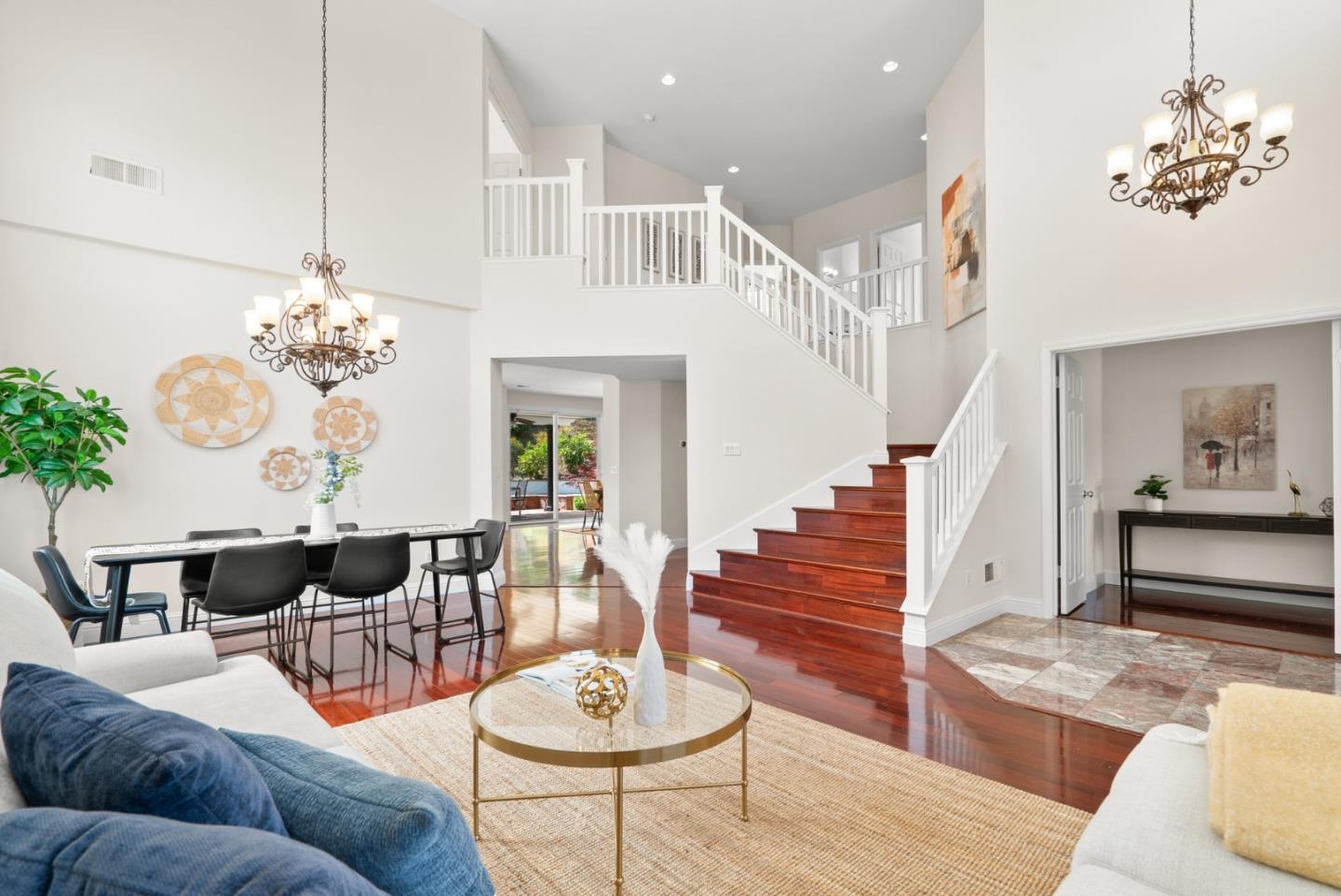 4627 Pacific Rim WAY