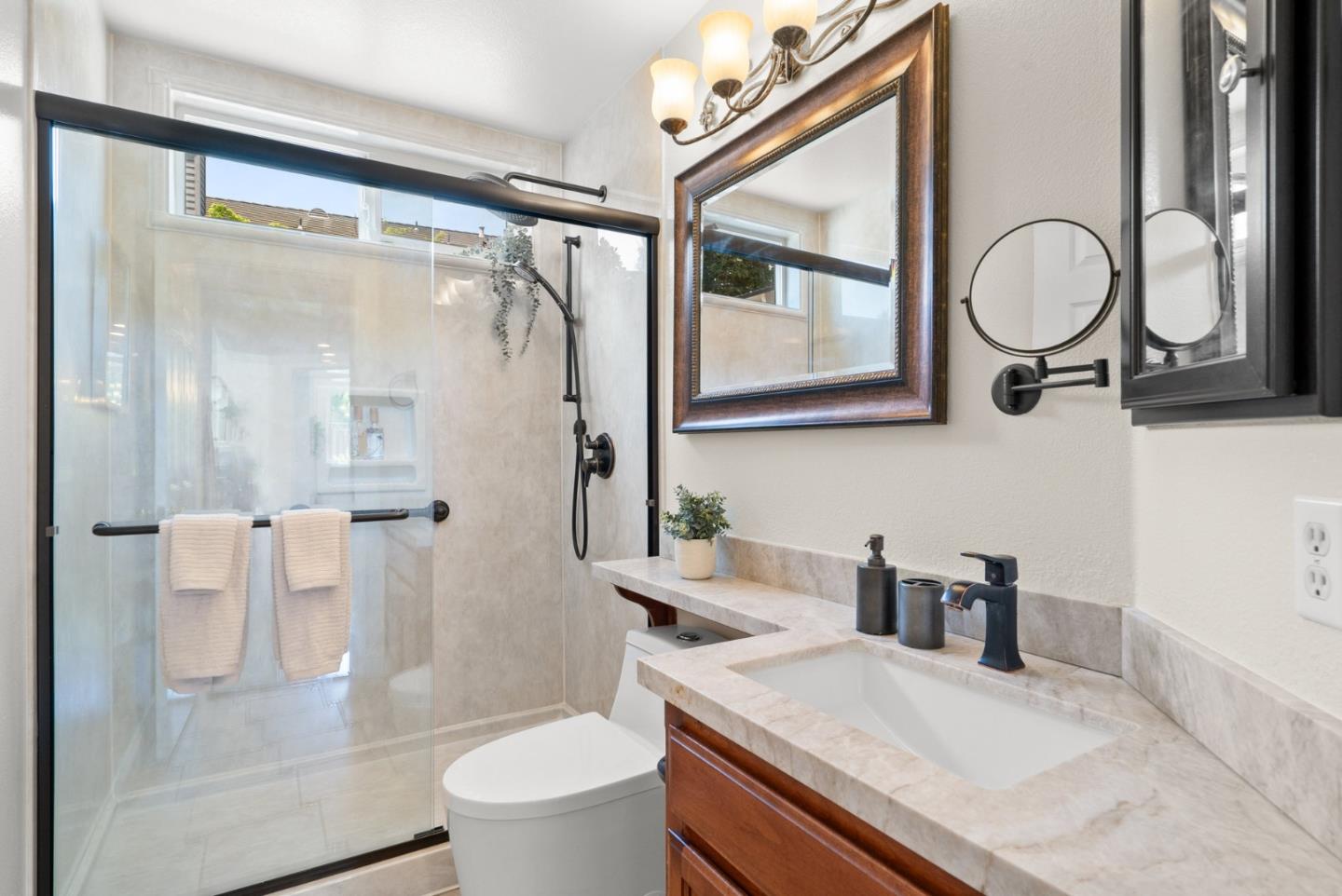 4627 Pacific Rim WAY