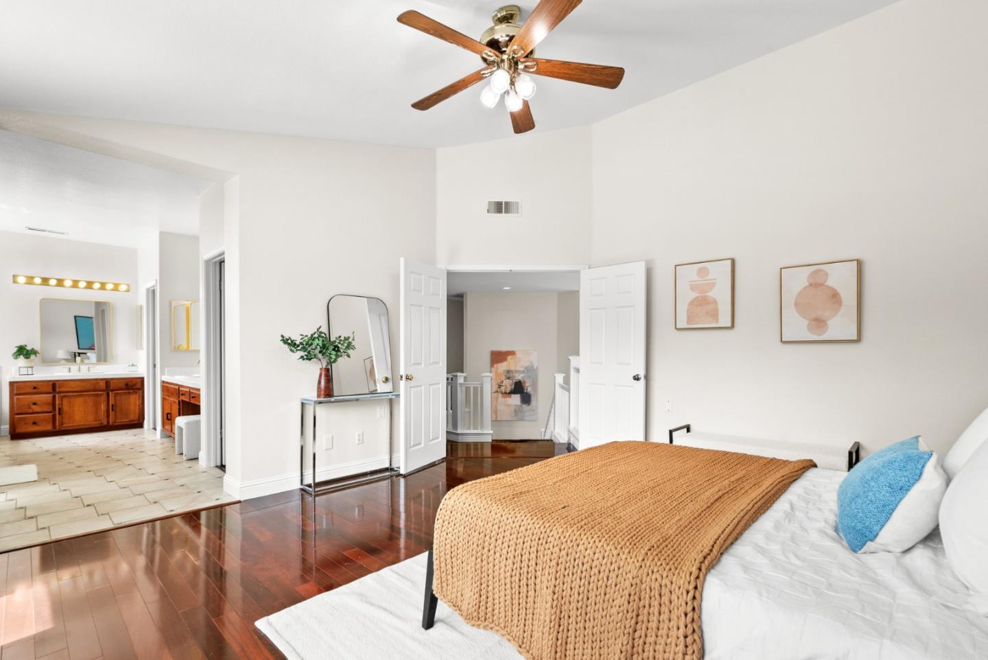 4627 Pacific Rim WAY