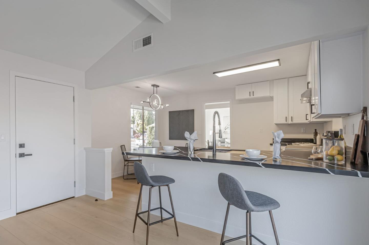 5246 Broken Lance CT