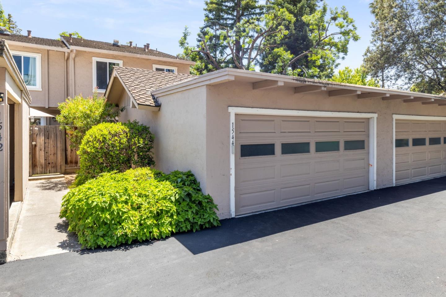 1544 Glenpine DR