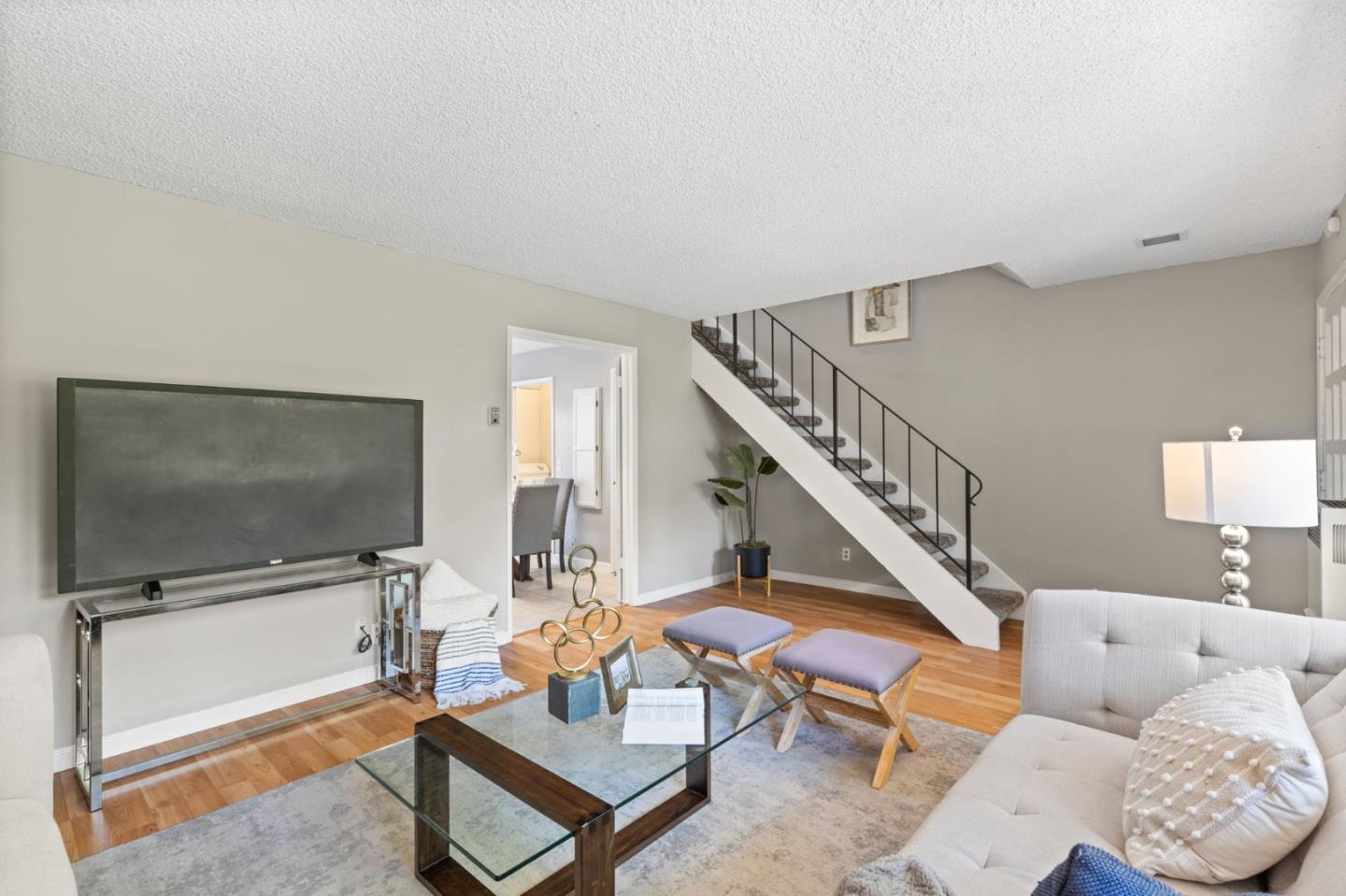 1544 Glenpine DR