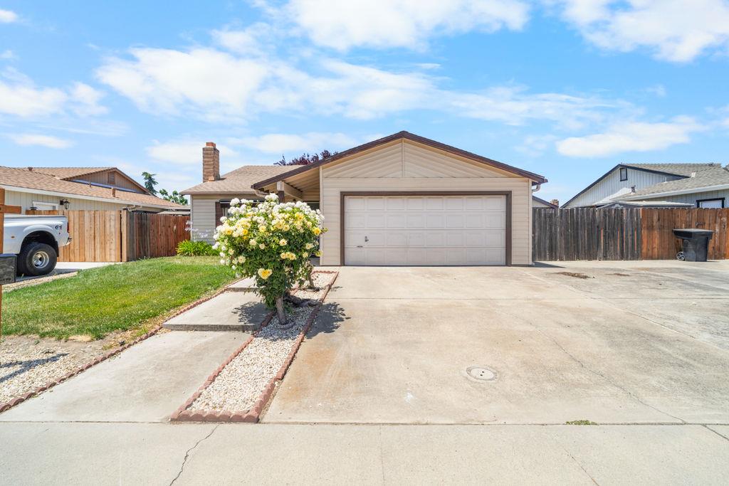 257 Robert Avenue