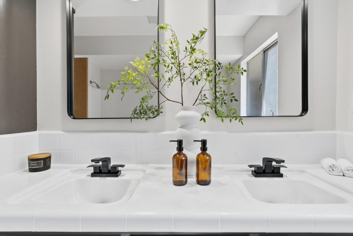 2050 Wooded Glen Drive