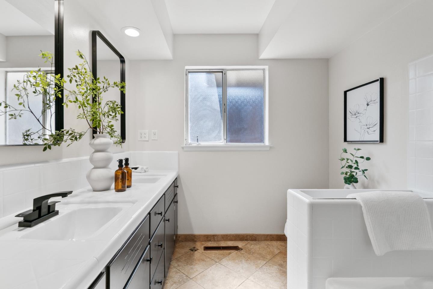 2050 Wooded Glen Drive