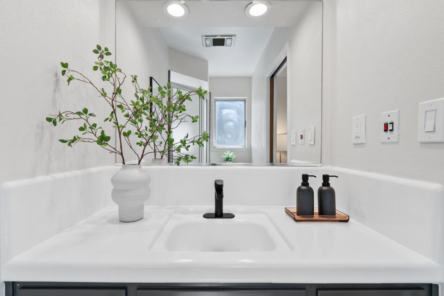 2050 Wooded Glen Drive