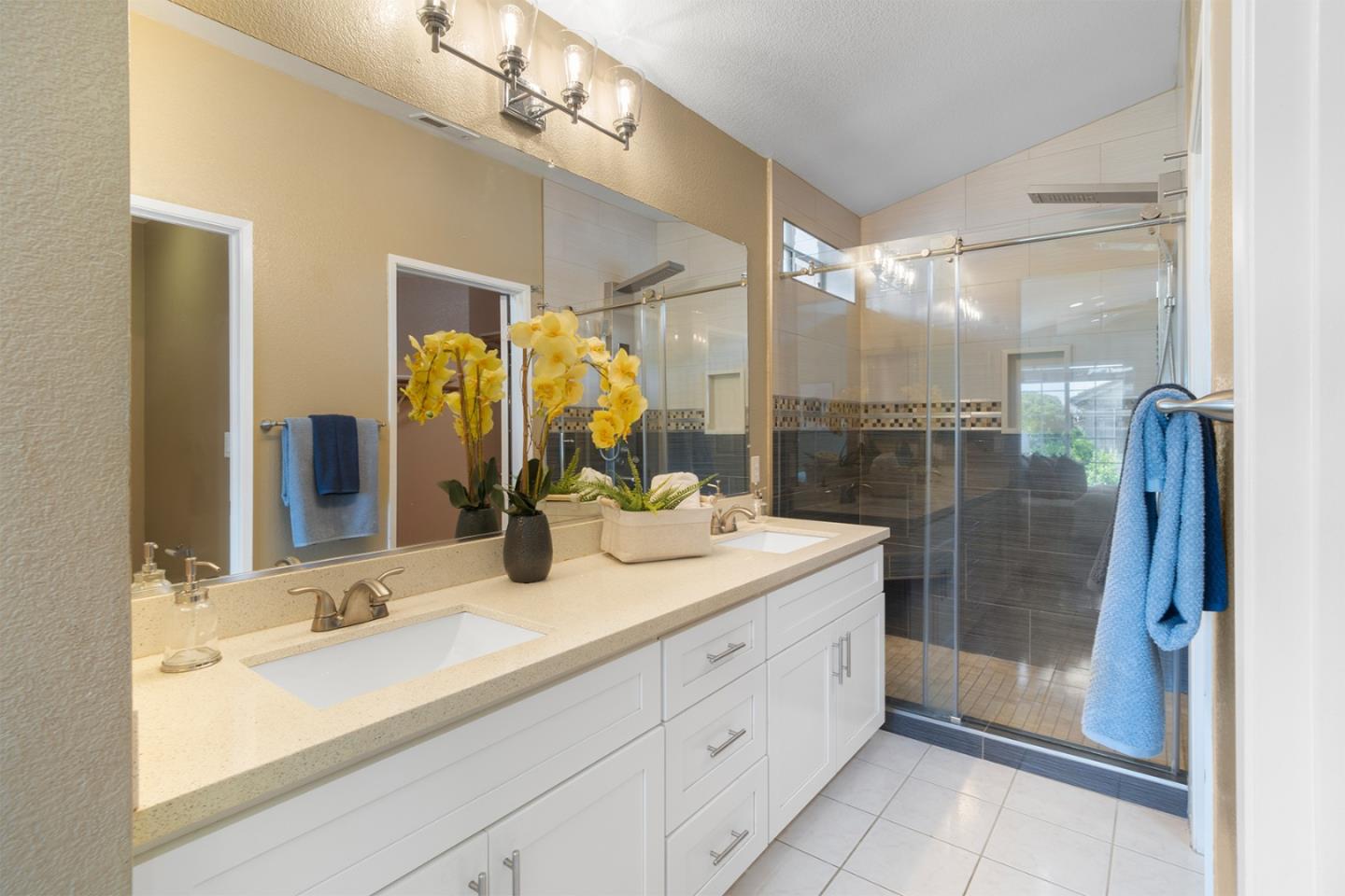 40362 Linaria Circle