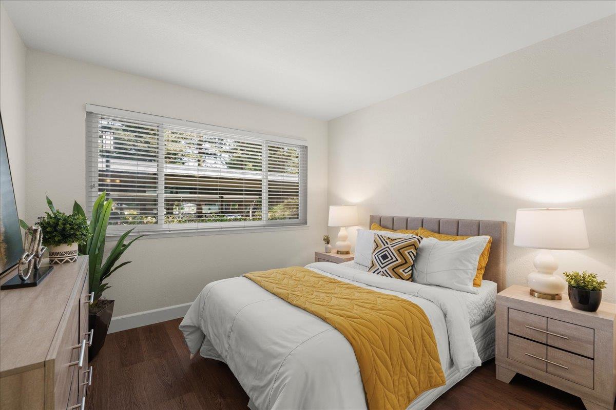 1305 La Terrace Circle