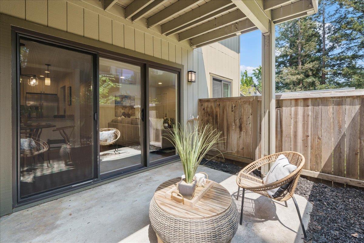 1305 La Terrace Circle