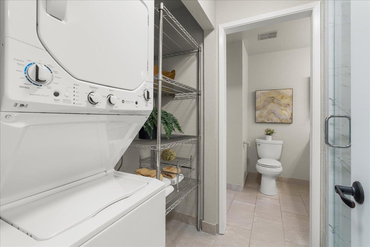 1305 La Terrace Circle