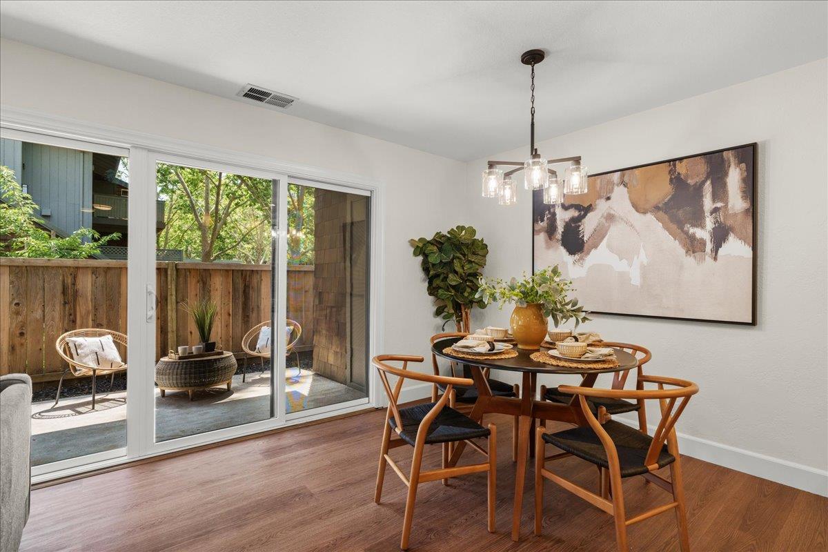 1305 La Terrace Circle